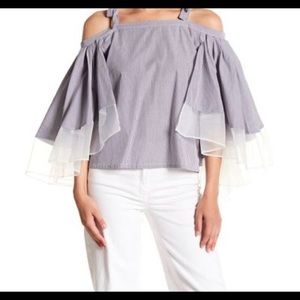 NWT. Gracia Striped Off-shoulder Blouse. Small.